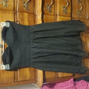 H&m size 4 black dress